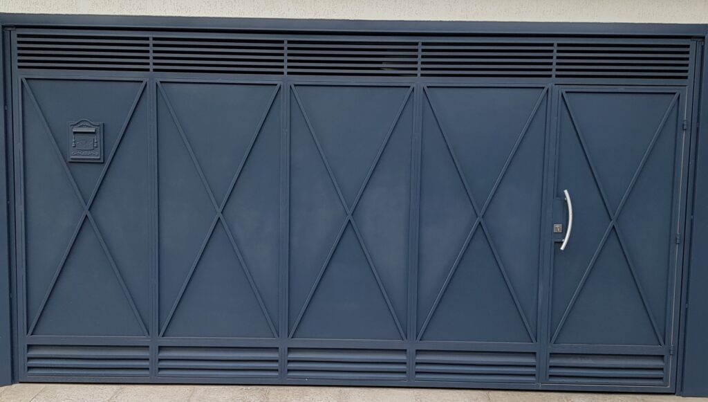 portão de chapa galvanizada