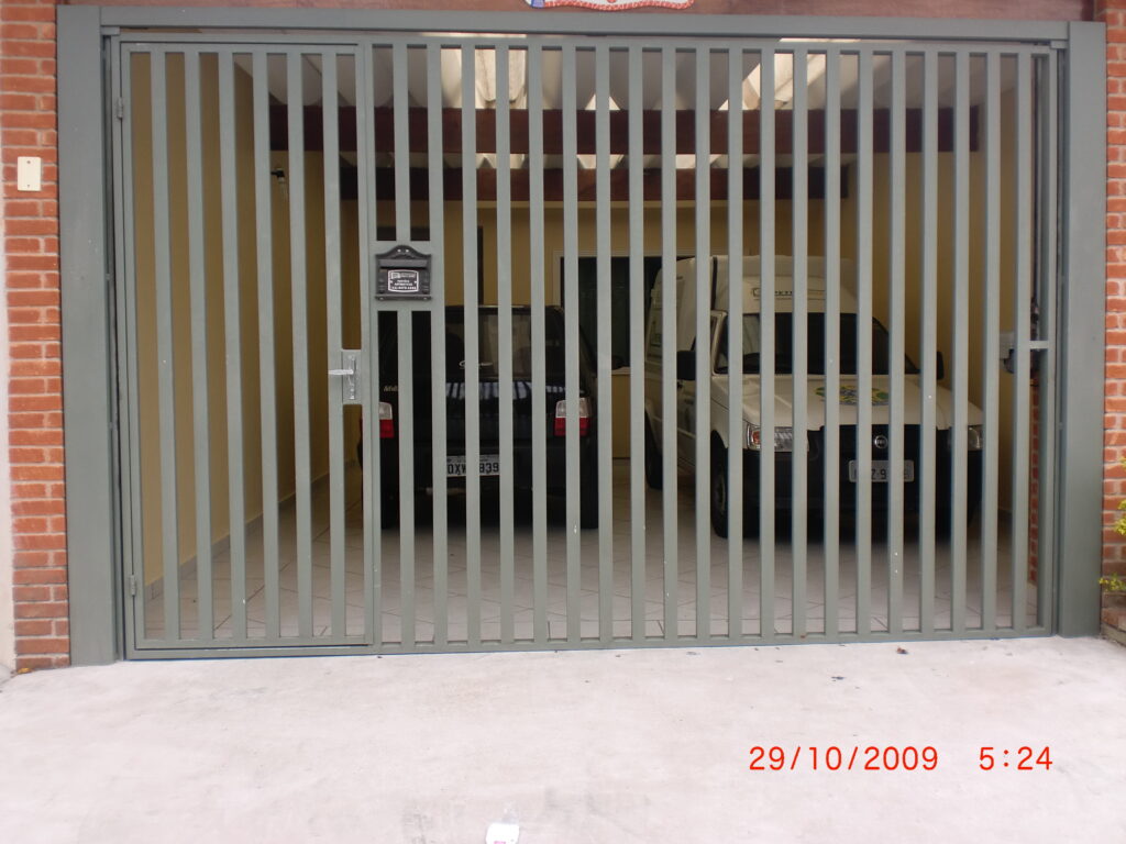 portao de tubo metalon galvanizado na vertical