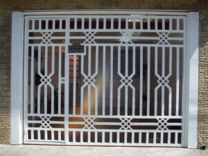 Portões de Ferro Galvanizado portao de tubo galvanizado artistico