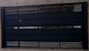 Portões de Chapa no ABC portão de chapa com ferro tubular galvanizado