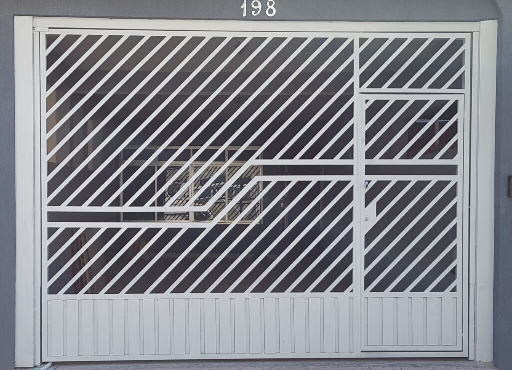 portão de tubo galvanizado com chapa