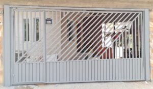 Portões de Ferro Galvanizado portão de tubo galvanizado diagonal com chapa